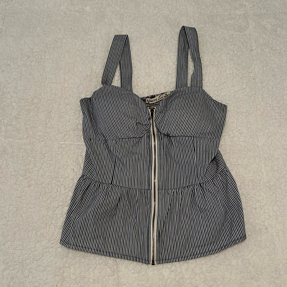Cute soft corset sleeveless top